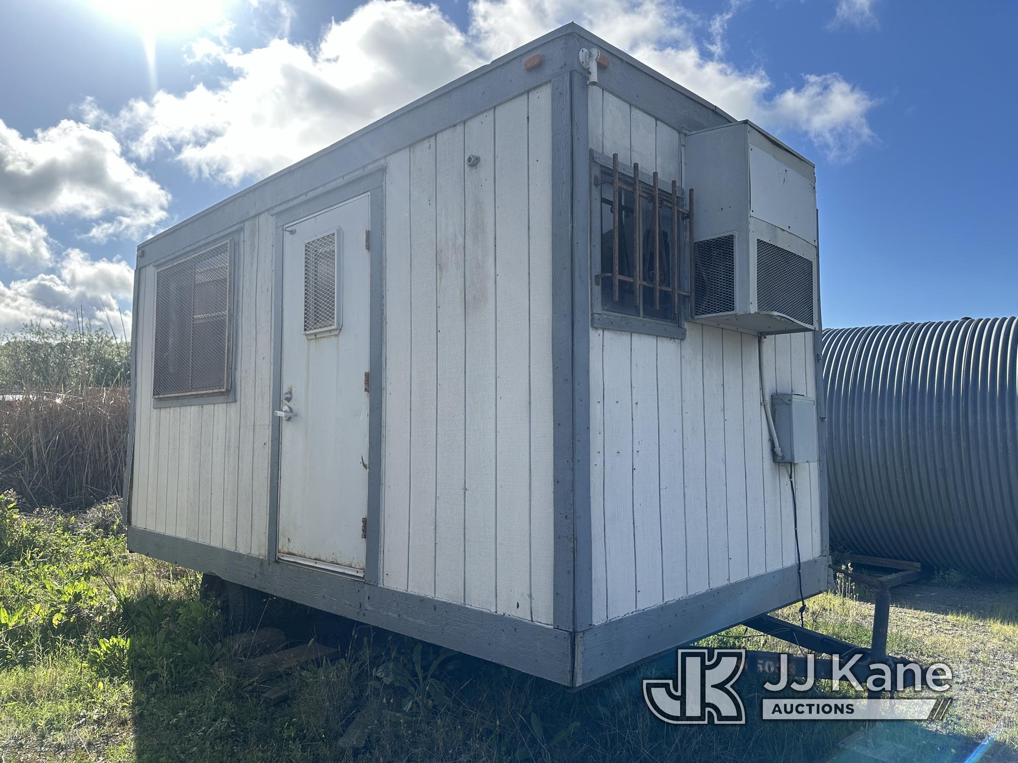 (San Luis Obispo, CA) 1991 Standard Pacific CCH Office Trailer Used Mobile Office Trailer Not Road W