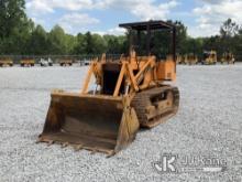 Case D450 Crawler Loader Runs & Operates) (Will Not Move, Do Not Operate, BUYER MUST LOAD) (Seller S