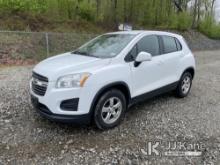 2016 Chevrolet Trax AWD 4-Door Sport Utility Vehicle Runs & Moves) (Body & Rust Damage, Chipped Wind
