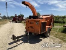 2015 Vermeer BC1000XL Chipper (12in Drum) Runs, Clutch Engages, Jump To Start, Seller States: Possib