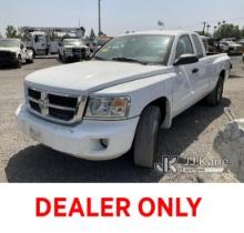 (Jurupa Valley, CA) 2010 Dodge Dakota Extended-Cab Pickup Truck Runs & Moves, Bad Battery, Needs Dri