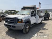 2006 Ford F-450 SD Cab & Chassis Runs, Moves, Minor Body Damage, Surface Rust