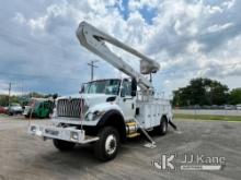 (Tampa, FL) Altec AA50E, Material Handling Bucket Truck rear mounted on 2012 International 7400 4x4