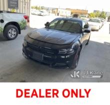 2017 Dodge Charger Police Package 4-Door Sedan Runs & Moves, Interior Is Stripped Of Parts, Paint Da