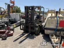 Daewoo Forklift Rubber Tired Forklift Not Running, Operation Unknown, True Hours Unknown