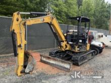 2022 Caterpillar 305C Mini Hydraulic Excavator Wrecked