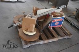 MISC WOODWORKING ITEMS