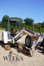 BOBCAT 325 (N/R) SN  514016502 HRS UNK