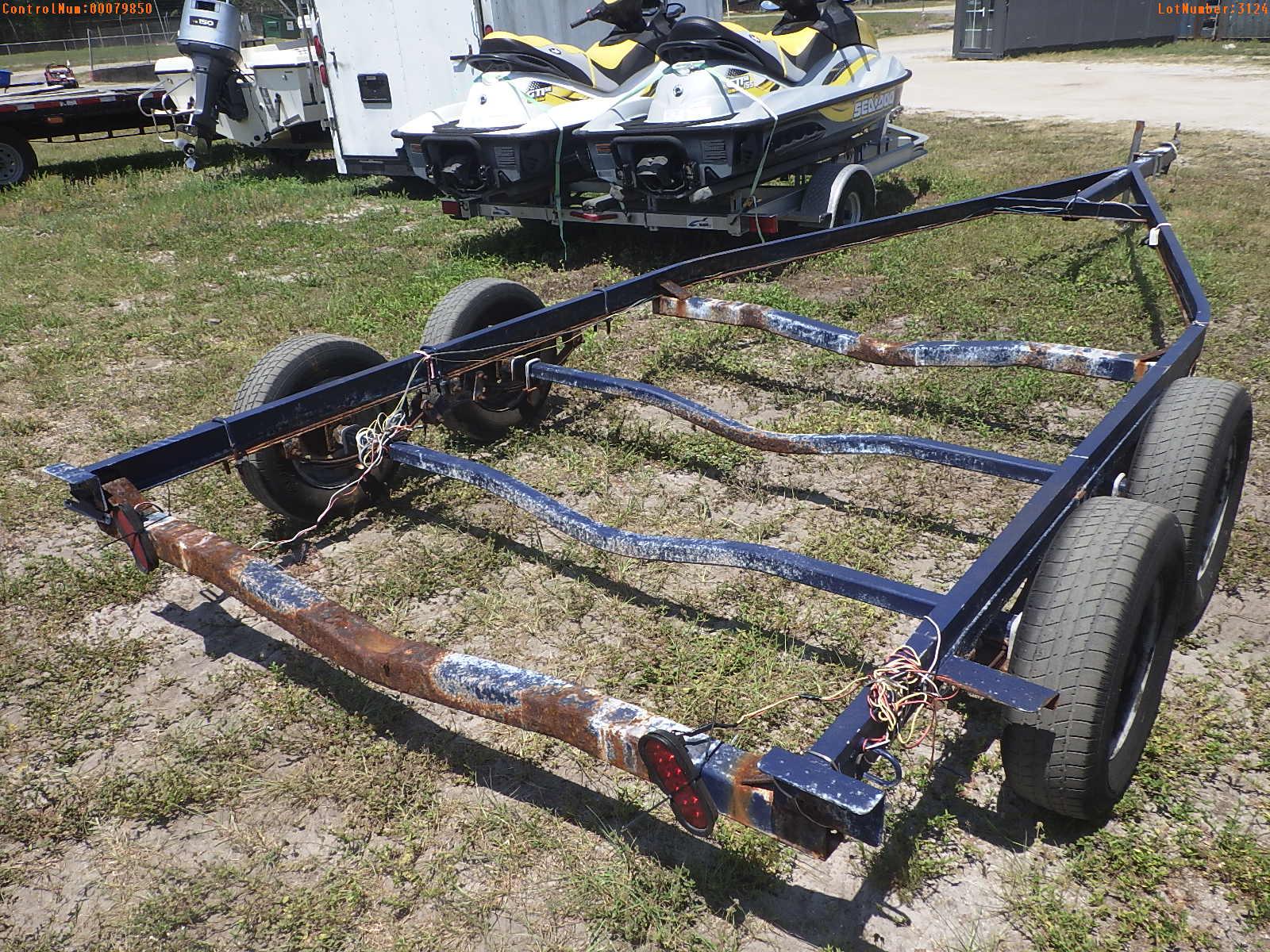 5-03124 (Trailers-Boat)  Seller:Private/Dealer TANDEM AXLE PAINTED STEEL BOAT TR