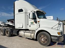 2005 International 9200i T/A Sleeper Truck Tractor