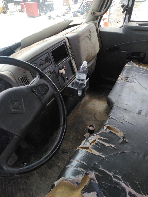 2009 International 4300 CONVENTIONAL CAB Dump Truck