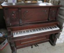 1902 Antique Upright Honky Tonk Piano