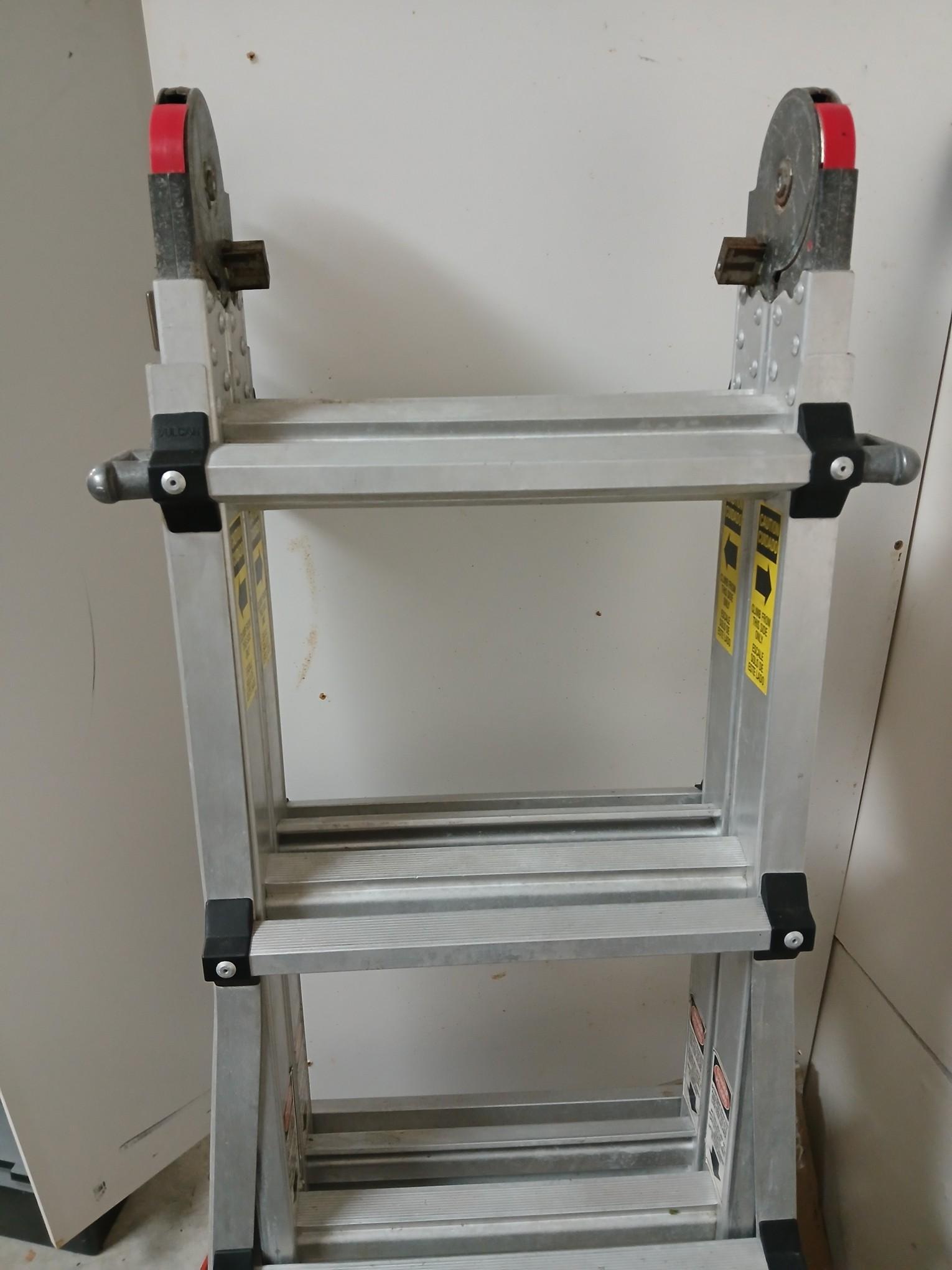 Large Foldable Ladder / Good Condition