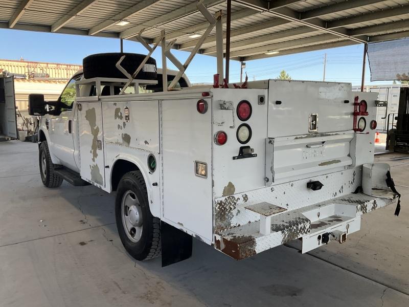 2010 Ford F-350 Super Duty U/T