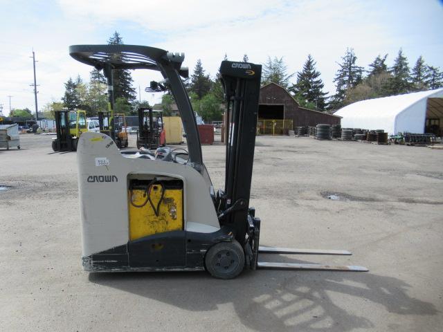 2014 CROWN RC 5545-40 NARROW AISLE STAND UP 36V ELECTRIC FORKLIFT