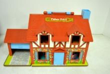 Fisher Price family play house W/ furniture & people
