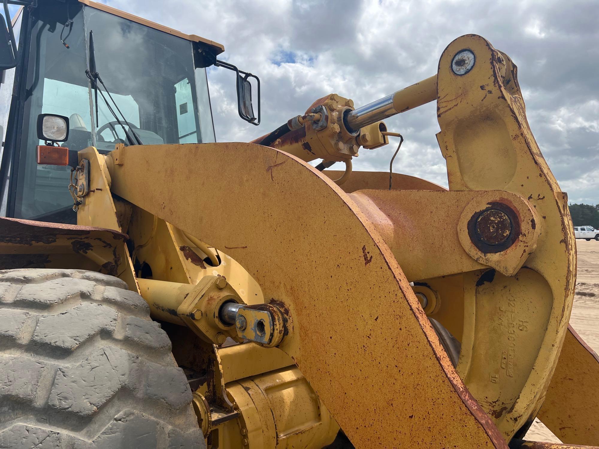 2002 CATERPILLAR 962G RUBBER TIRE LOADER