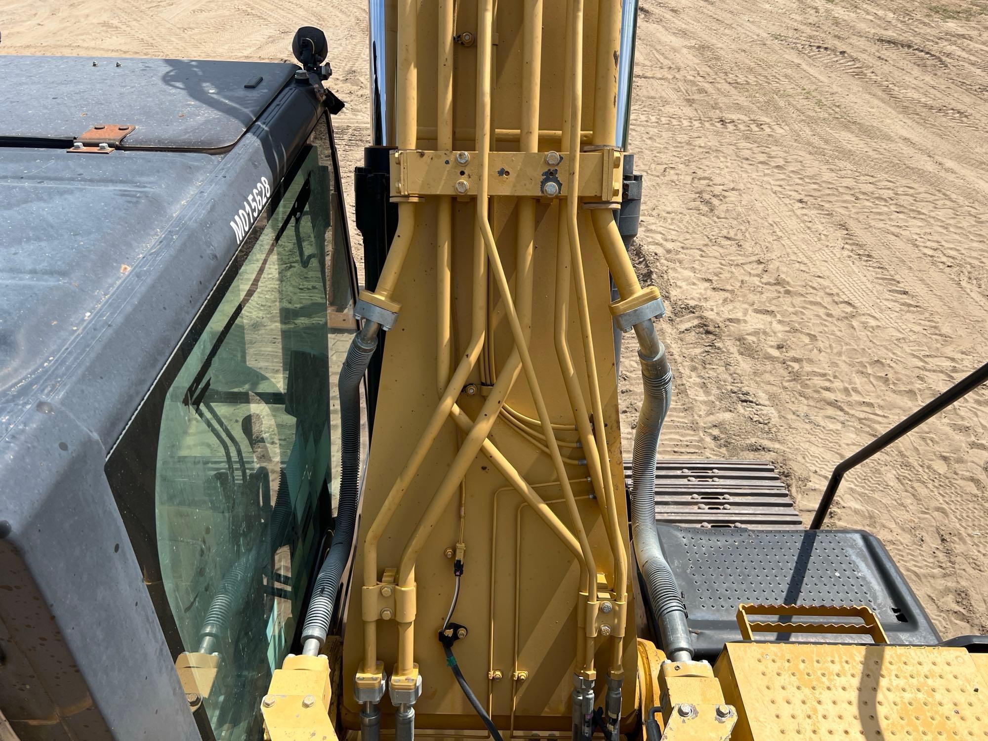 2012 CATERPILLAR 320E EXCAVATOR