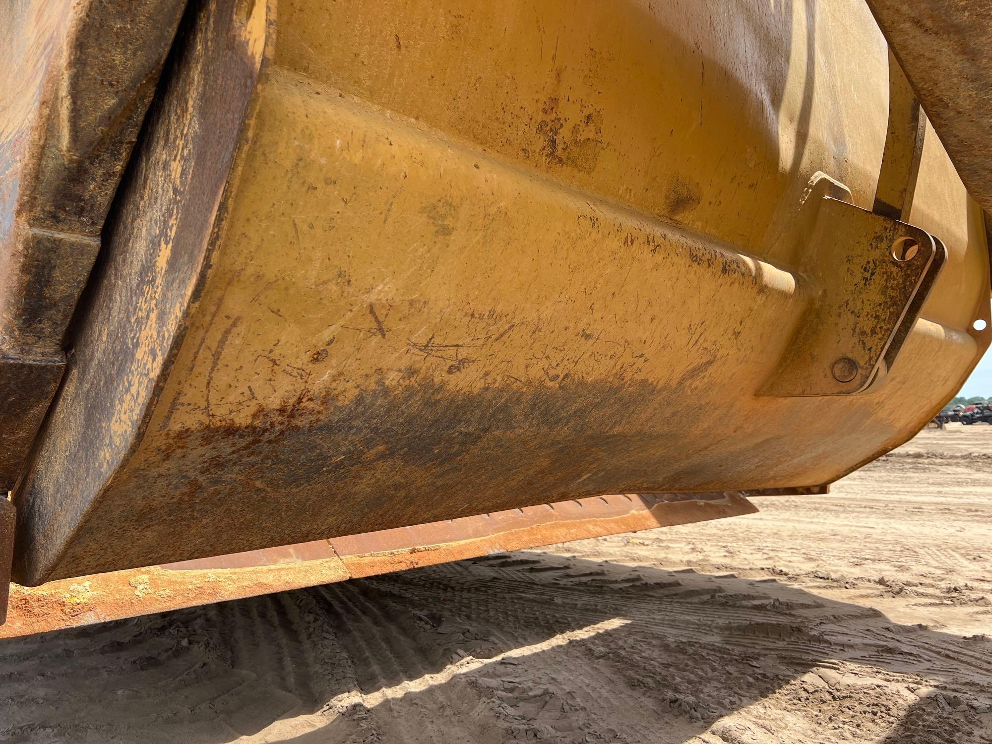 1987 CATERPILLAR 621E MOTOR SCRAPER