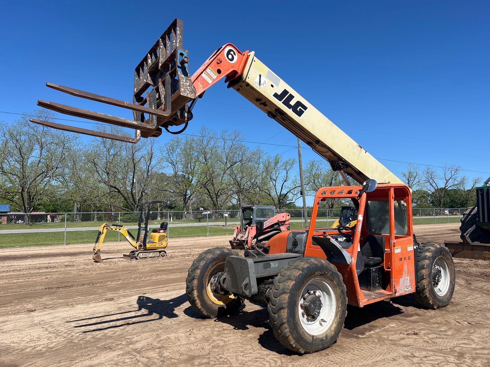 JLG G6-42A TELESCOPIC FORKLIFT