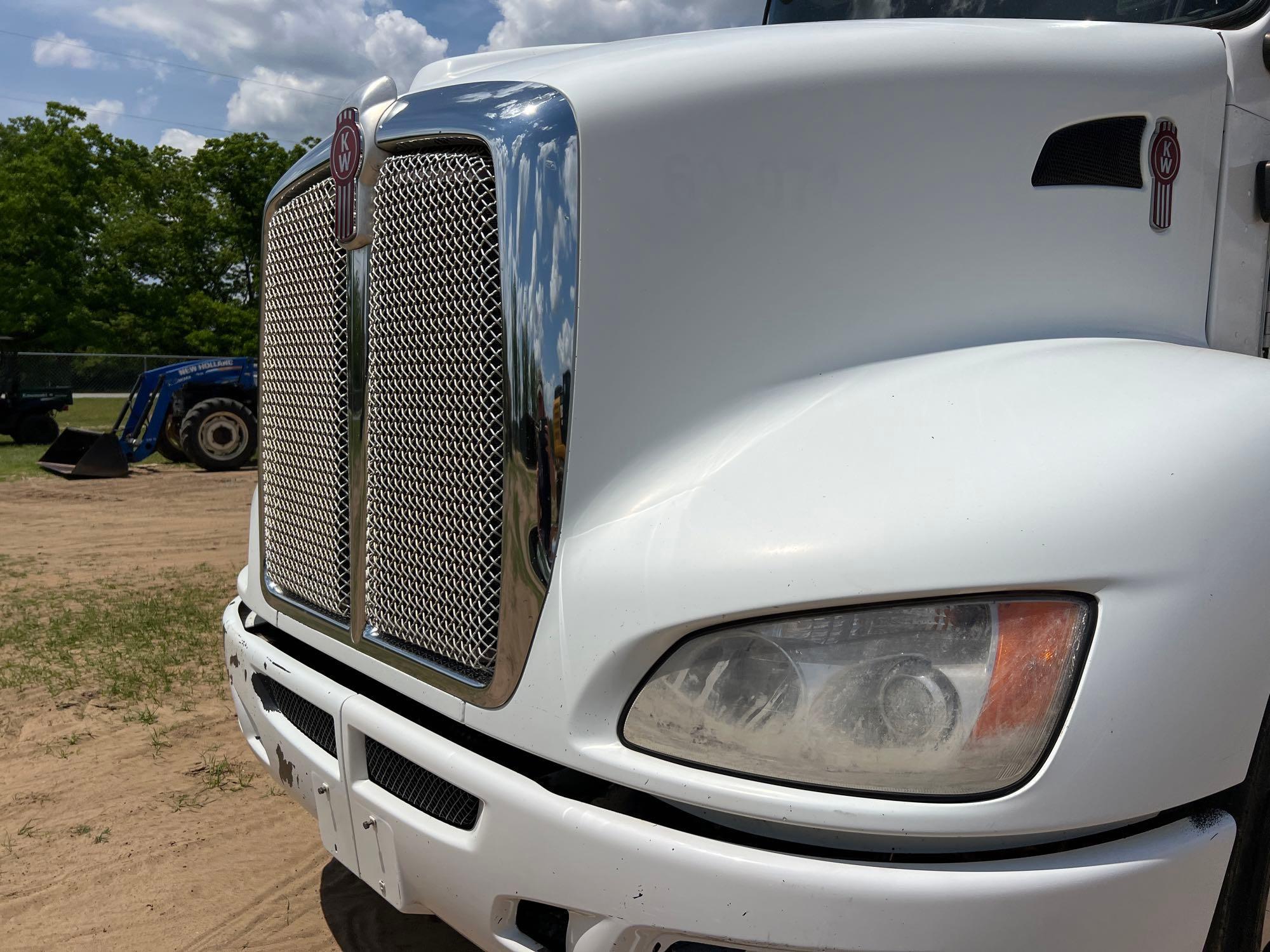 2014 KENWORTH T660 DAY CAB T/A ROAD TRACTOR