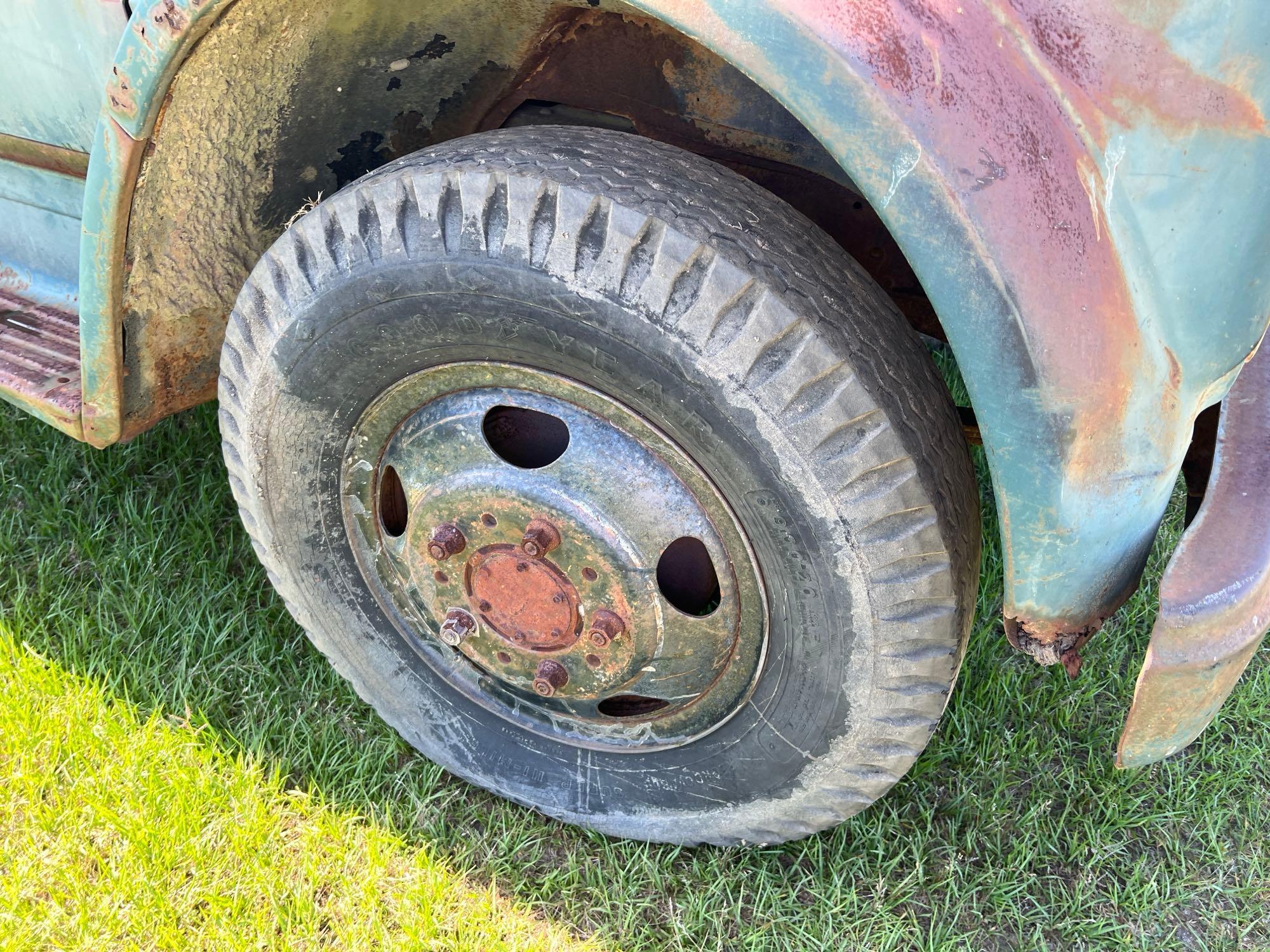 (INOP) 1971 CHEVROLET C150 S/A HYD DUMP FARM TRUCK