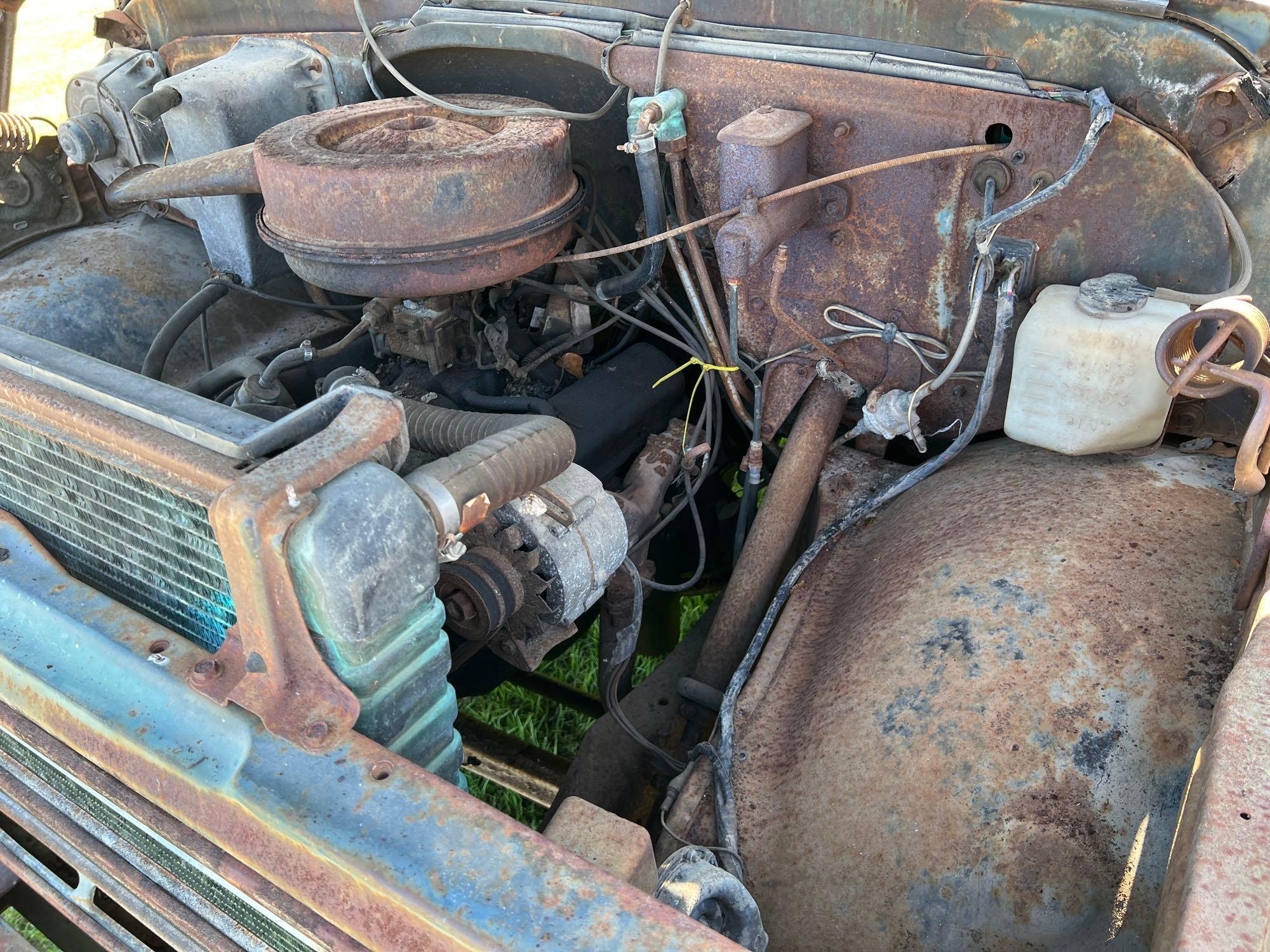 (INOP) 1971 CHEVROLET C150 S/A HYD DUMP FARM TRUCK