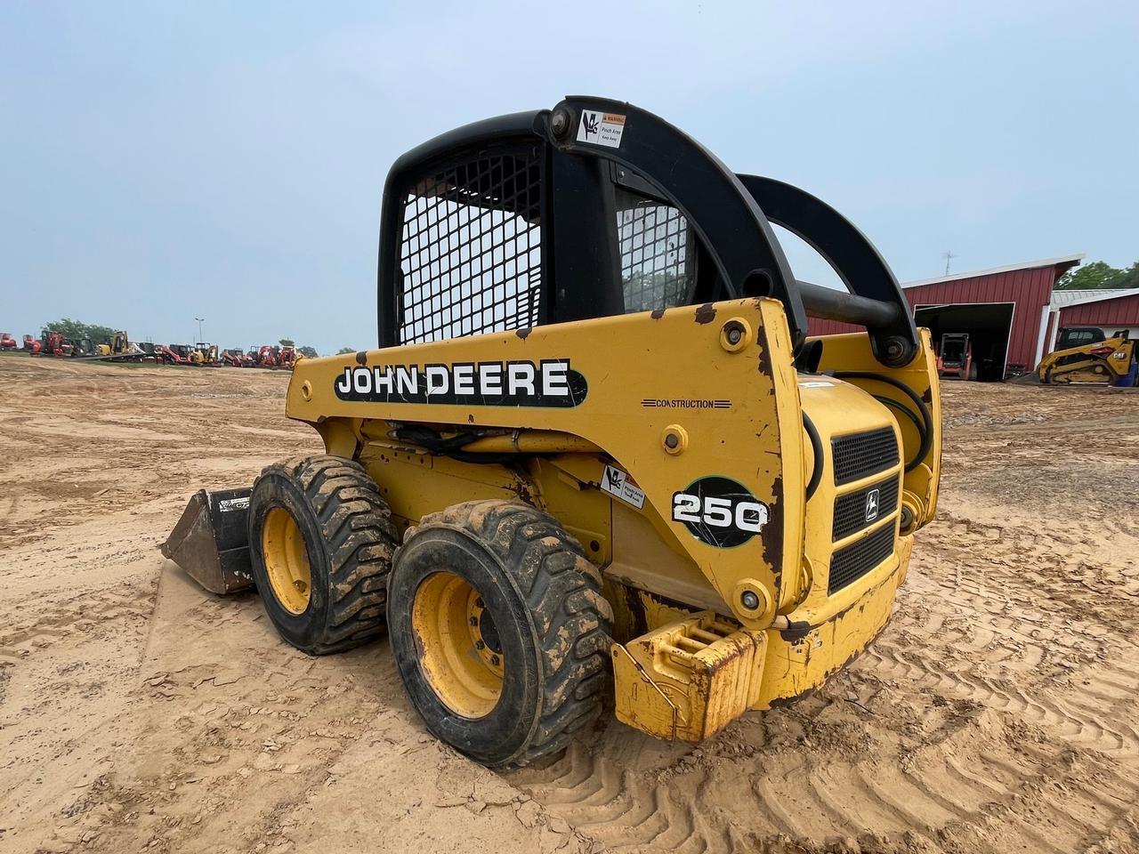 John Deere 250 Skid Steer Loader