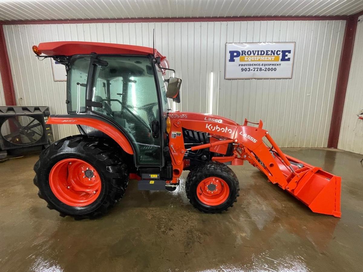 2023 Kubota L3560 Limited Edition Tractor with Cab and Loader