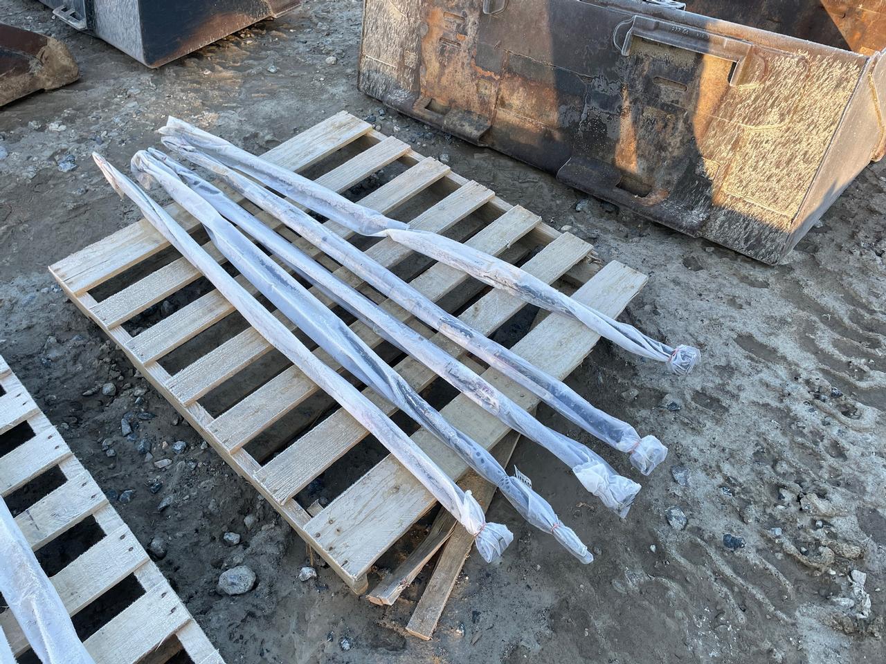 Lot Of Husky Digging Bars