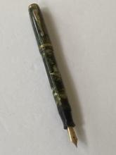 VINTAGE PARKER "CHALLENGER" FOUNTAIN PEN -