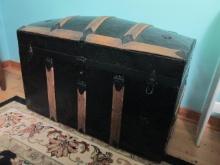 Vintage Dome Top Steamer Trunk with Removable Tray