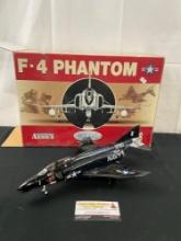 Franklin Mint Armour 1/48 F-4 Phantom U.S. Navy VX4 Fighter Jet w/ original box
