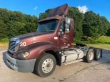 2003 Freightliner Columbia tandem axle day cab truck tractor, Detroit Serie