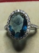 .925 Sterling Silver Ladies 4ct Blue Topaz Ring