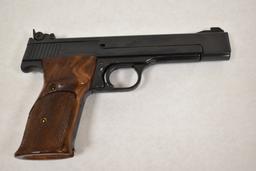 Gun. S&W Model 41 22 cal Pistol