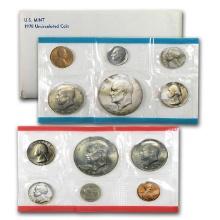 1968 United States Mint Set 10 Coins Inside!