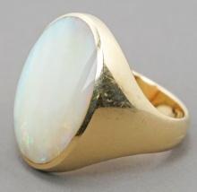 Men's 14k Opal Ring, Sz. 15, 26.7 grams