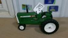 1800 OLIVER TOY TRACTOR