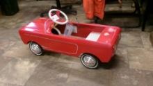 FORD MUSTANG PEDAL CAR
