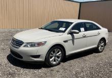 2012 Ford Taurus Sedan