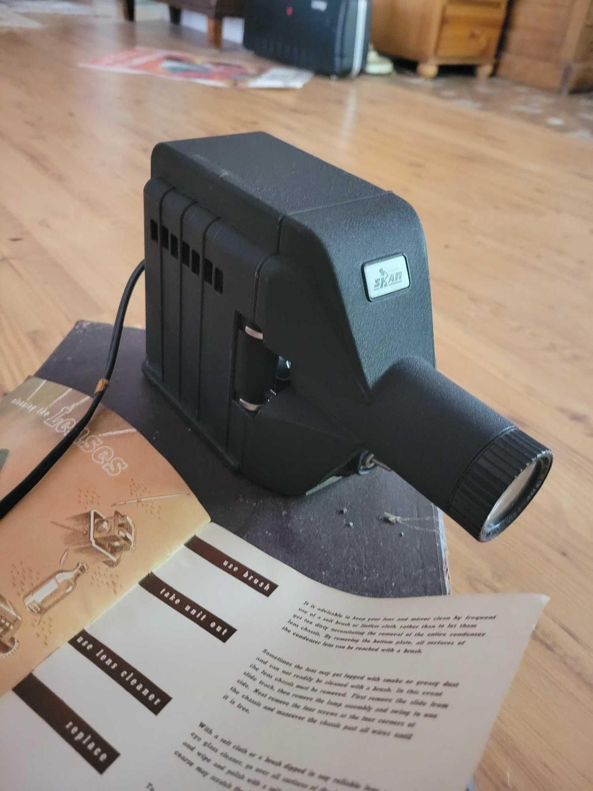 Slide Projector $2 STS