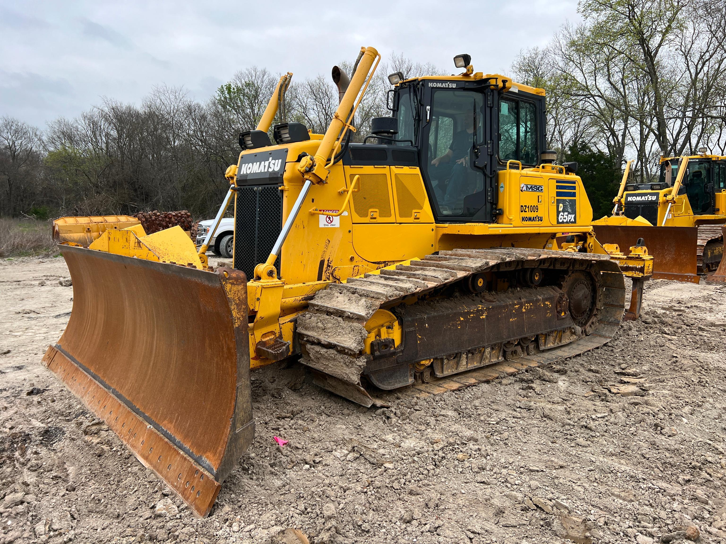 2018 KOMATSU D65PX-18 CRAWLER TRACTOR SN:91009 powered by Komatsu SAA6D114E-6 diesel engine, 220hp,