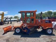 2020 BROCE RCT350 SWEEPER SN:411968 powered by Cummins diesel engine, equipped with EROPS, air,