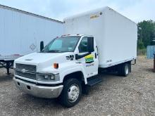 2003 CHEVY C4500 VAN TRUCK VN:1GBE4E1193F511100 powered by Duramax diesel engine, equipped with