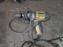 DEWALT DW 292 1/2IN. ELECTRIC IMPACT WRENCH SUPPORT EQUIPMENT