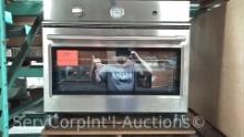 Lot on Pallet of Verona VEB1G30NSS 30" Gas Wall Oven-Missing Knob/Bottom Plate