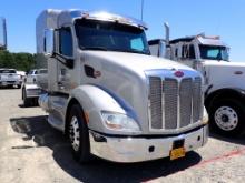 2016 PETERBILT 579 TRUCK TRACTOR, 1,060,228+ mi,  60" SLEEPER, PACCAR DIESE