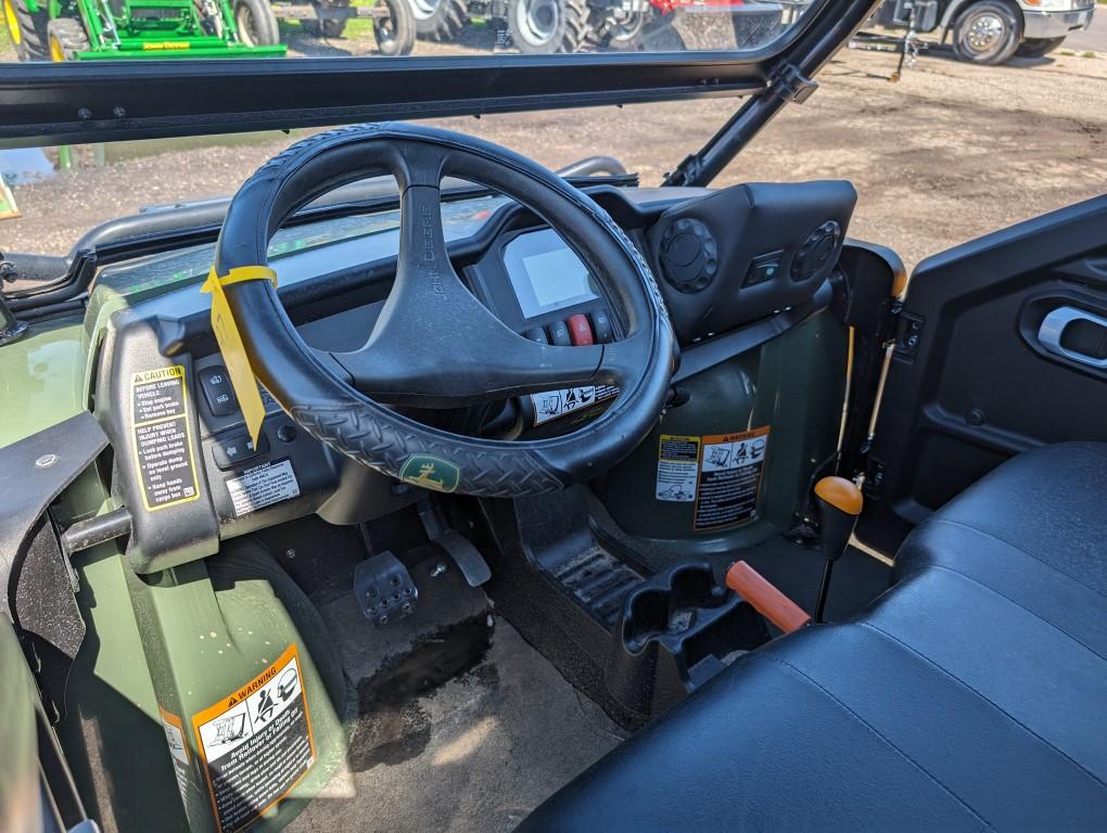 2019 John Deere XUV 825M S4 Gator