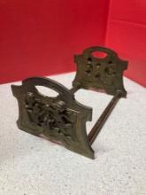 Cast iron adjustable bookends